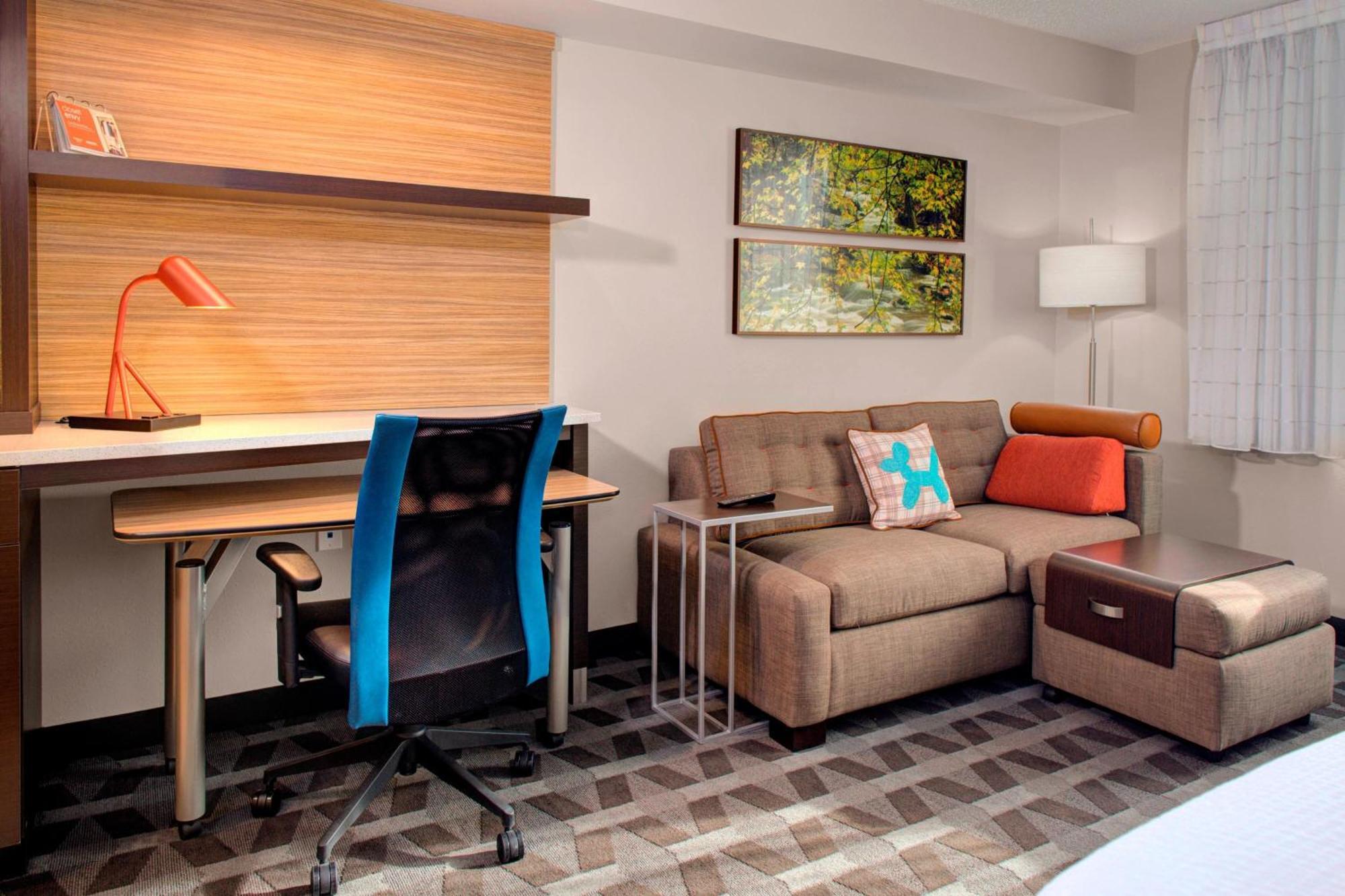 Towneplace Suites By Marriott Parkersburg Exterior foto
